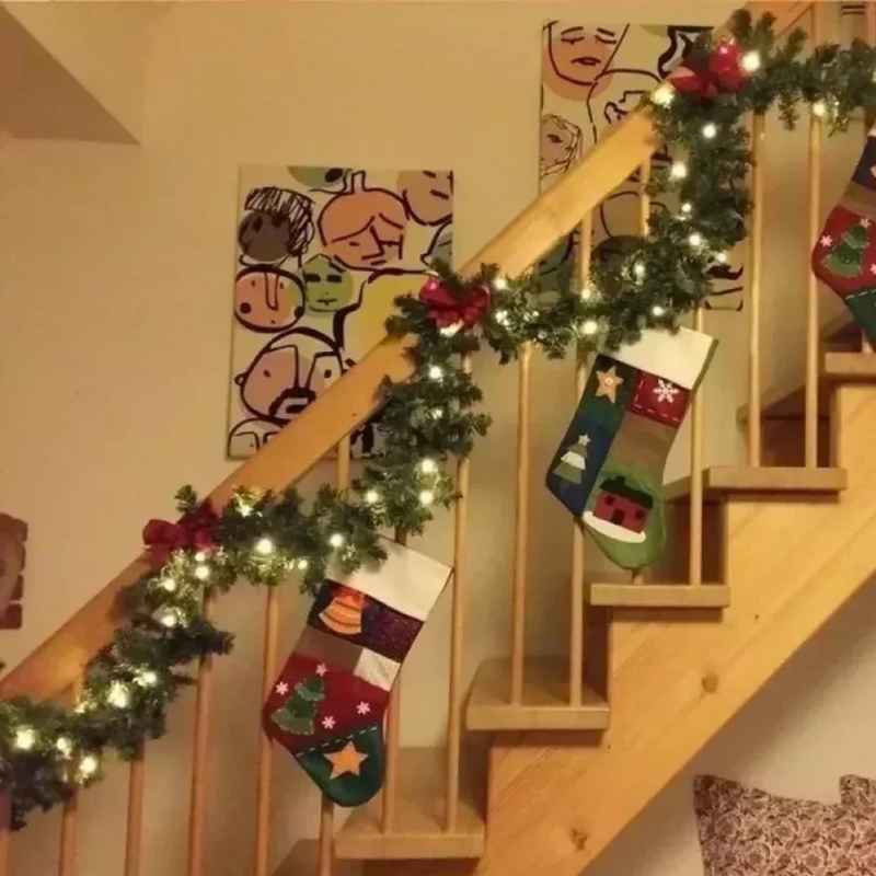 2.7m Green Christmas Garland Decoration
