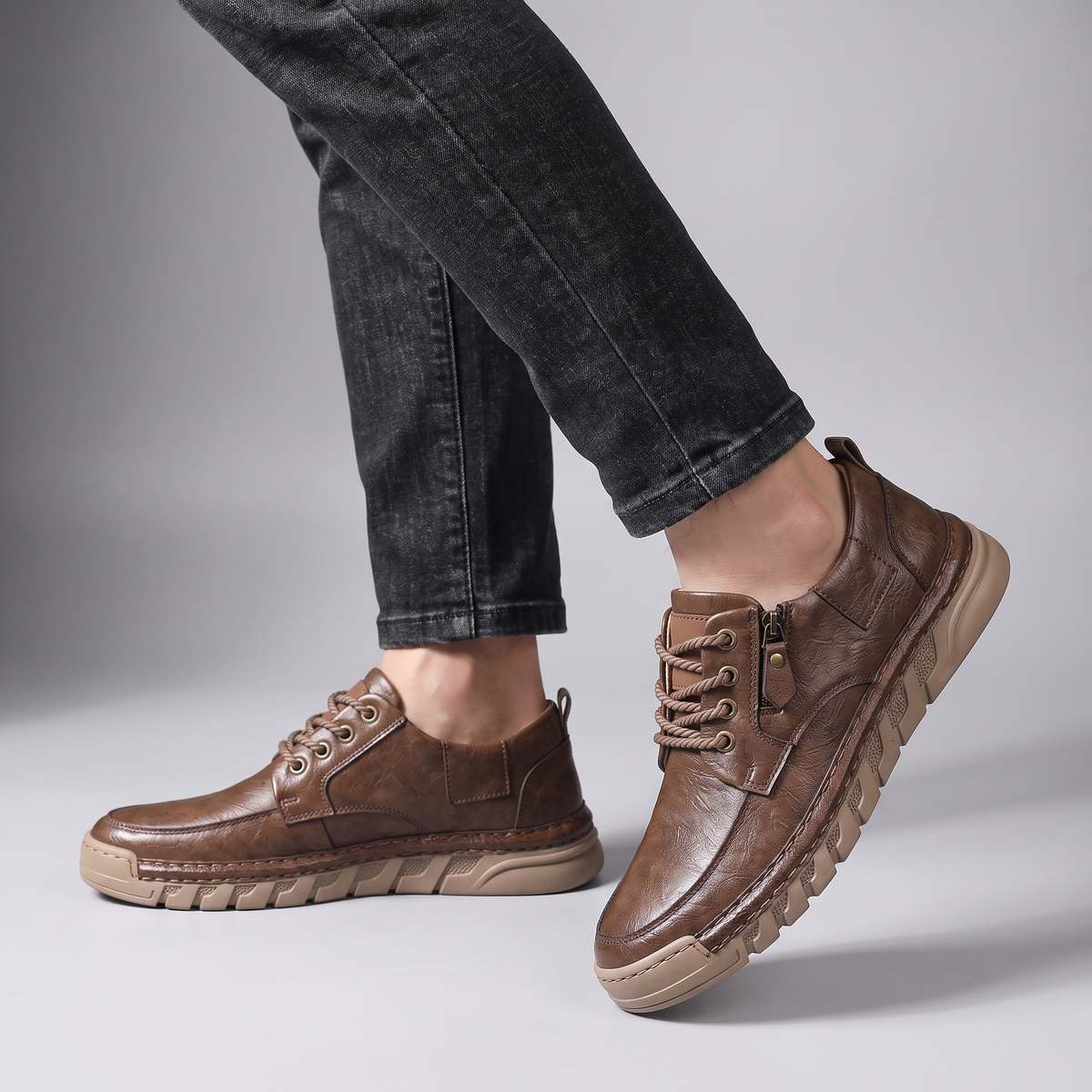 Classic Leather Casual Trainers