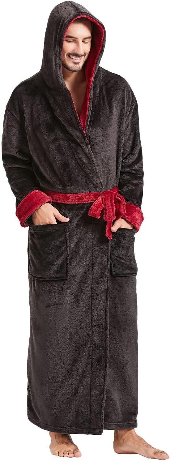 Comfortable Men's Flannel Bathrobe