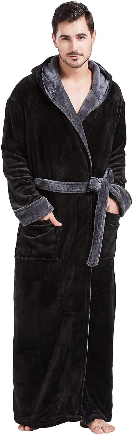 Comfortable Men's Flannel Bathrobe