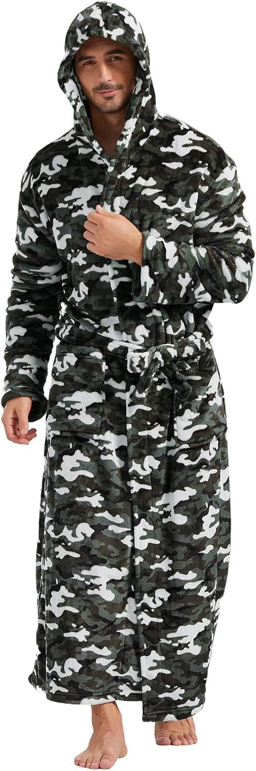 Comfortable Men's Flannel Bathrobe
