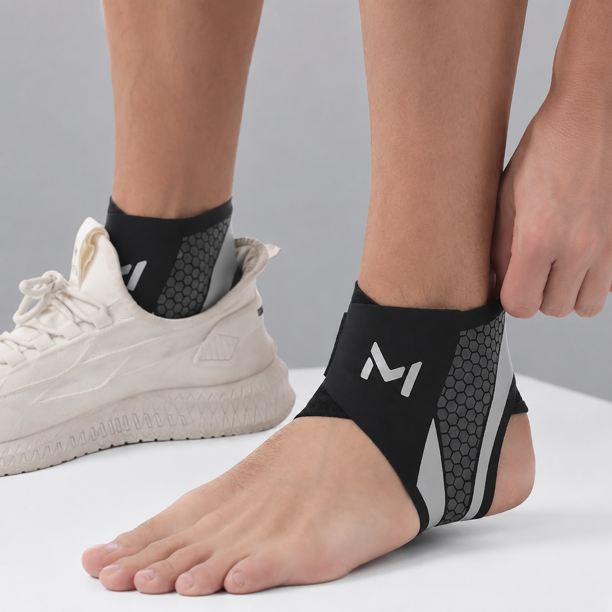Bel Hills | Ankle Compression Support Sleeve