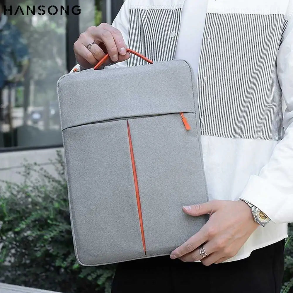 Bel Hills | Ellion Laptop Sleeve