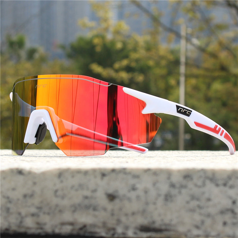 Bel Hills | Men’s Polarised Sports Sunglasses – UV Protection & Lightweight Design