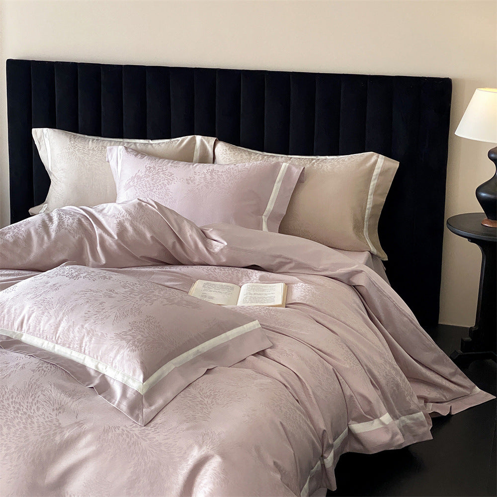 Satin Bedding Set with Jacquard Pattern and Fine Hem