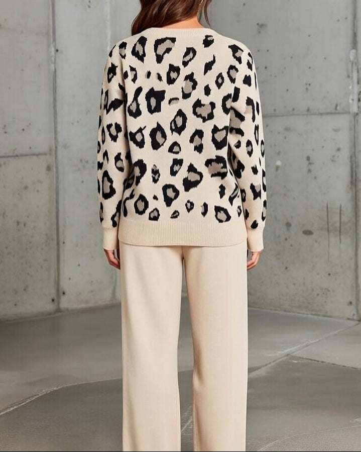 Image of Tabitha | Women's Relaxed Fit Leopard Print Sweater Set