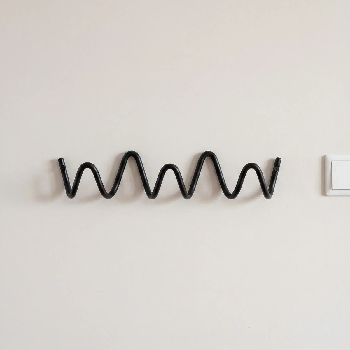 Undulux - Wave Shaped Wall Rack