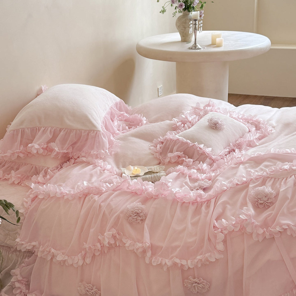 Vintage-Style Ruffled Bedding Set with 3D Flower Appliqués and Gathered Bed Skirt