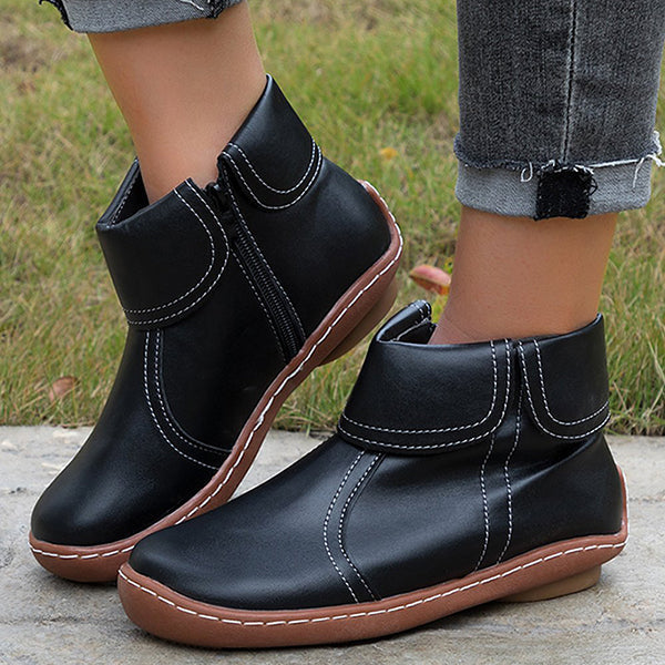 Women's Vintage-Style Boots with Contrast Stitching